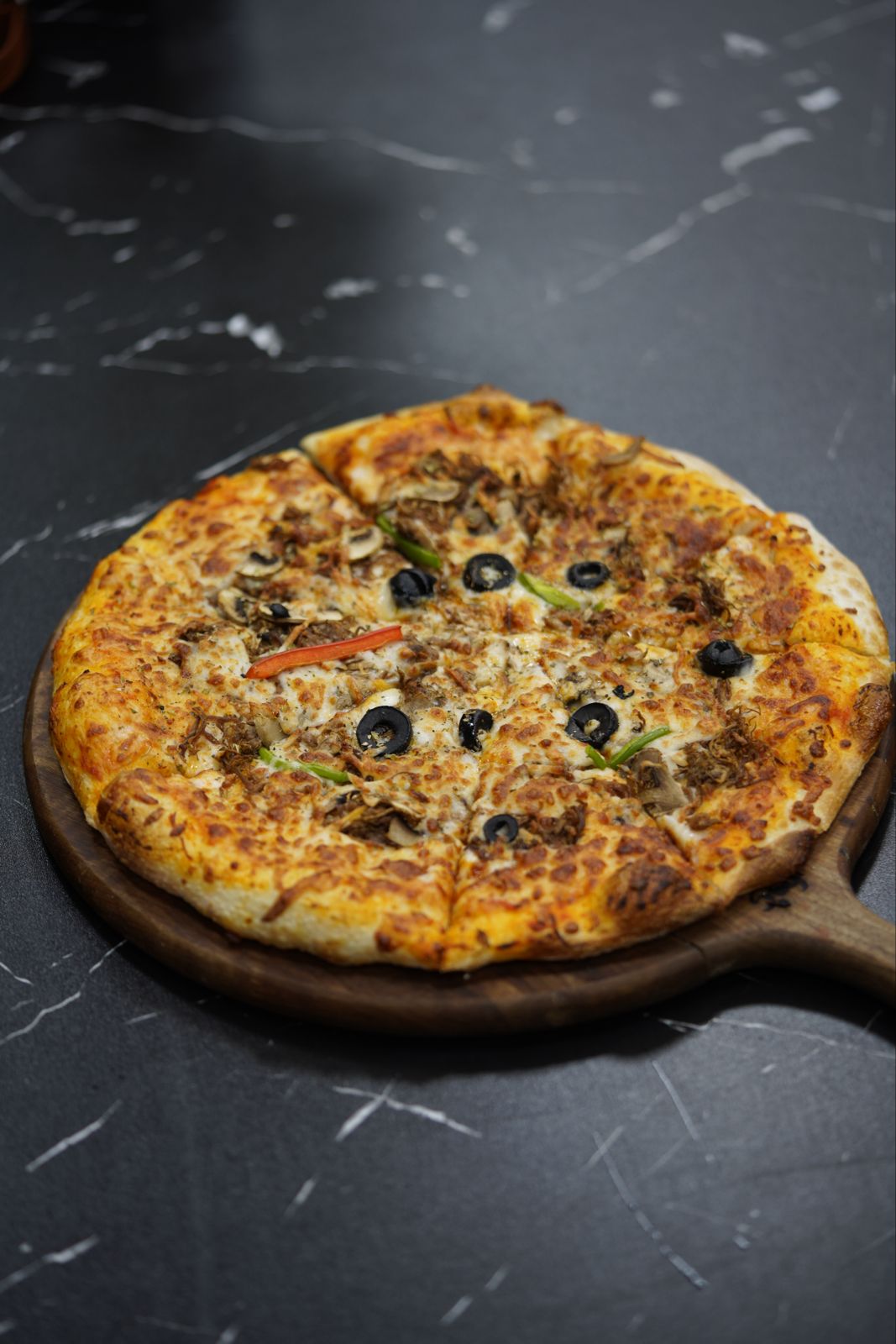 پیتزا رست بیف آمریکایی